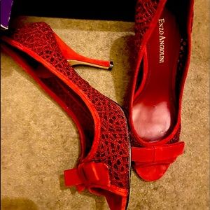 Meet your Posher, Nora